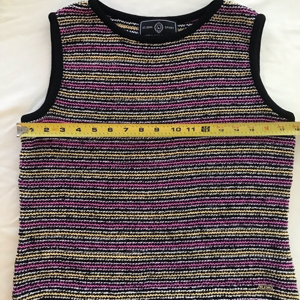 St. John Top Sz SMALL - Picture 3 of 5
